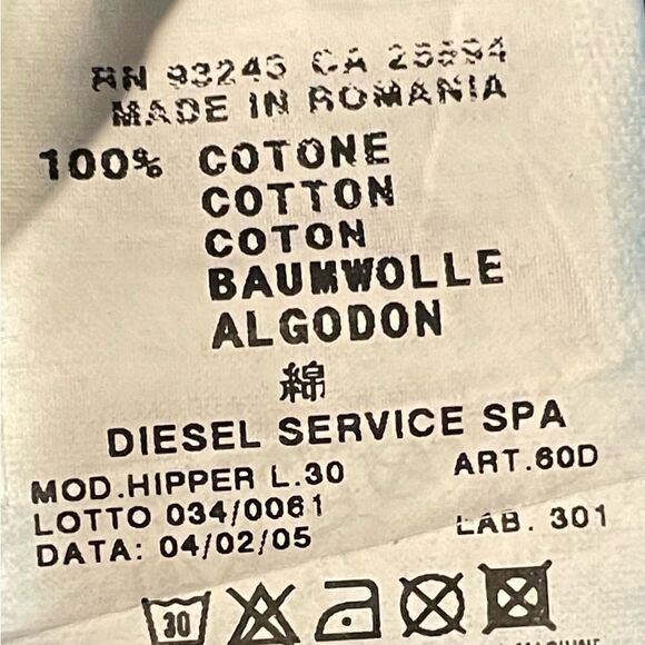 Like New!! Diesel Women’s, Retro-Detail, Mod. Hipper Jeans. Size W: 26 / L: 30. - Picture 6 of 8